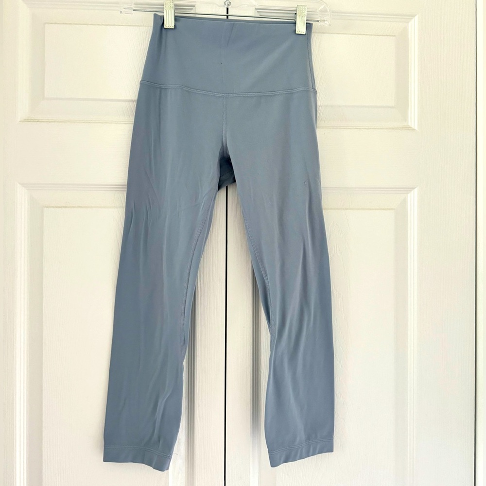 Light Blue Lululemon 21” Align Leggings Size 4